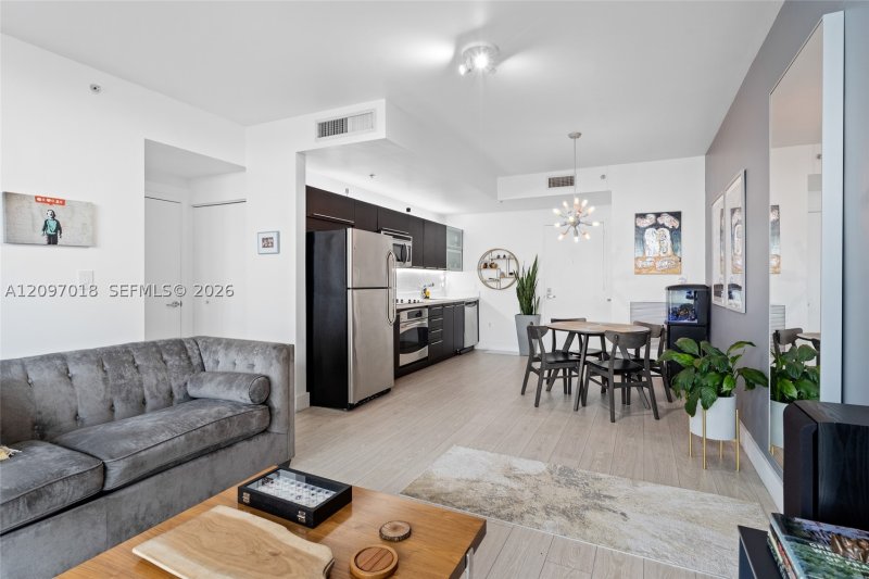 Apartment for rent at The Ivy 2009