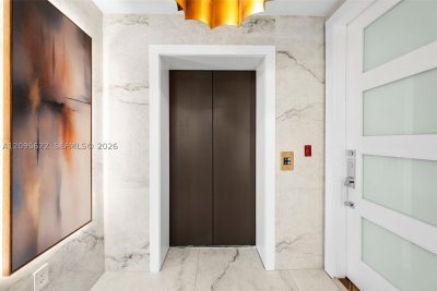 Comprar apartamento no The Gables Club 11F