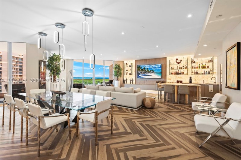 Comprar apartamento no The Gables Club 11F