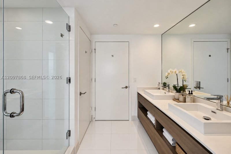 Comprar apartamento en Icon Bay 3403