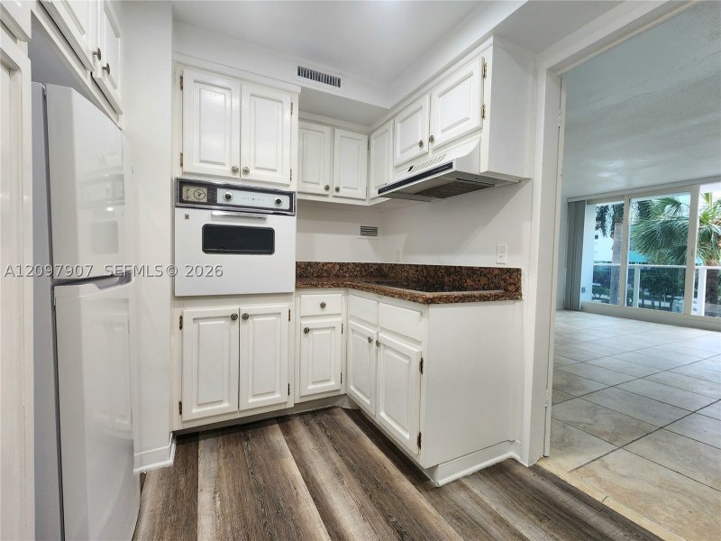 Alquiler de apartamento en Alexander Towers 204