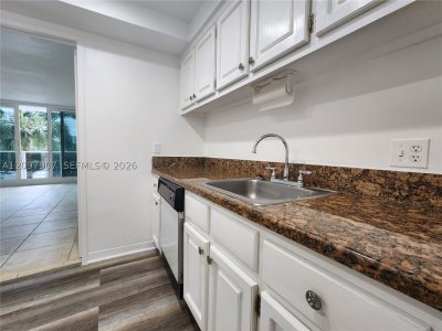 Alquiler de apartamento en Alexander Towers 204