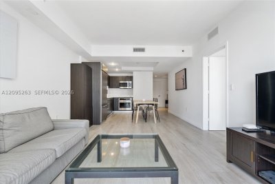 Comprar apartamento en Brickell Heights East 1005
