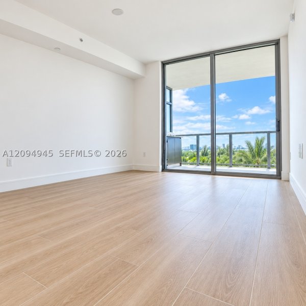 Aluguel de apartamento no One Park Tower by Turnberry 802