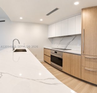 Aluguel de apartamento no One Park Tower by Turnberry 802