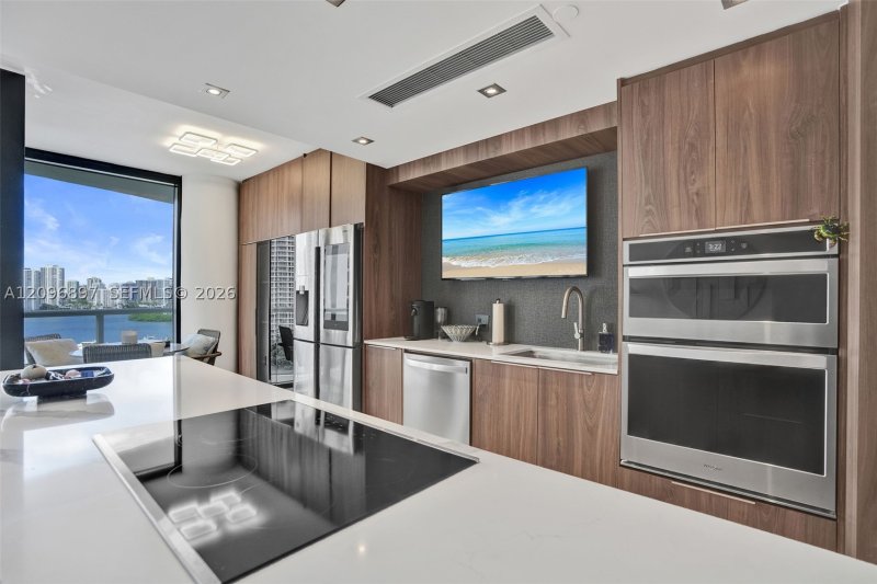 Comprar apartamento no 4000 Williams Island 1205