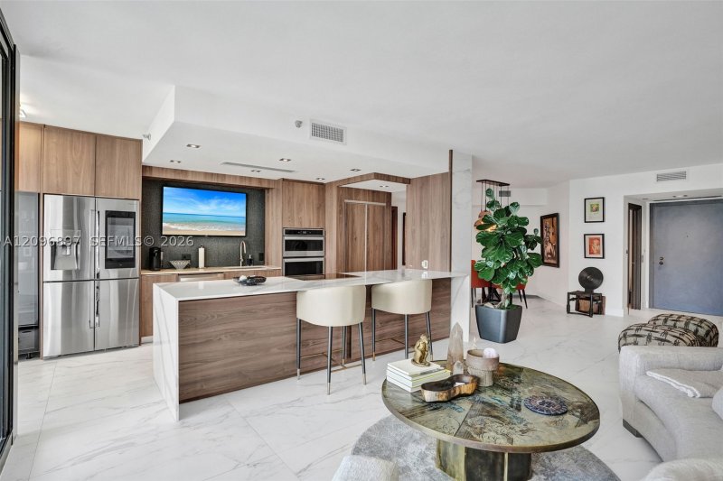 Comprar apartamento no 4000 Williams Island 1205