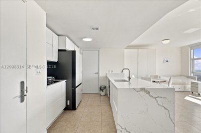Aluguel de apartamento no Beach Club Two 3607