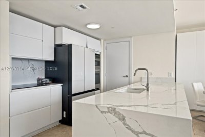 Aluguel de apartamento no Beach Club Two 3607