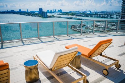 Alquiler de apartamento en Aria on The Bay 3104