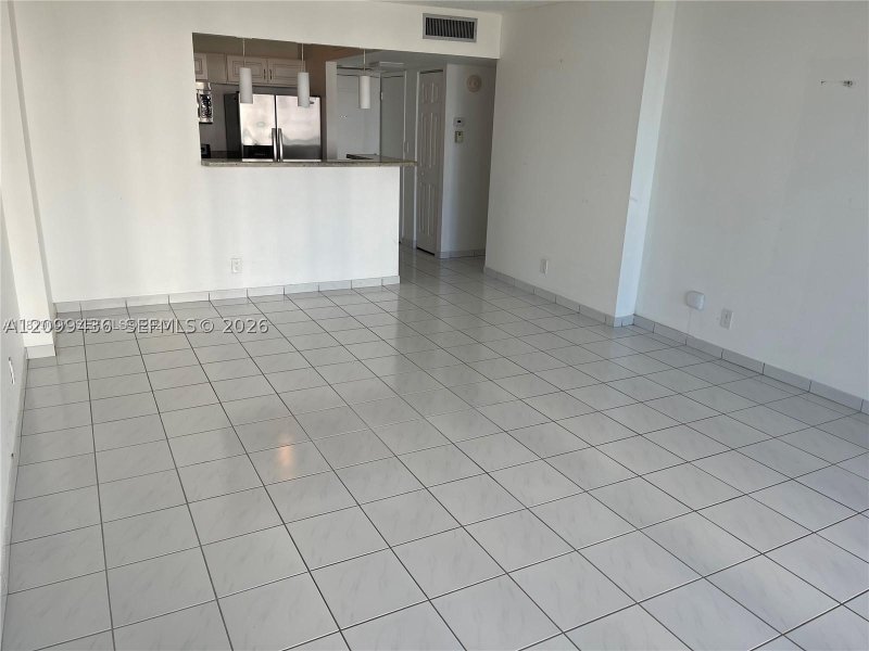 Aluguel de apartamento no Arlen House 812
