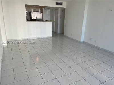 Aluguel de apartamento no Arlen House 812