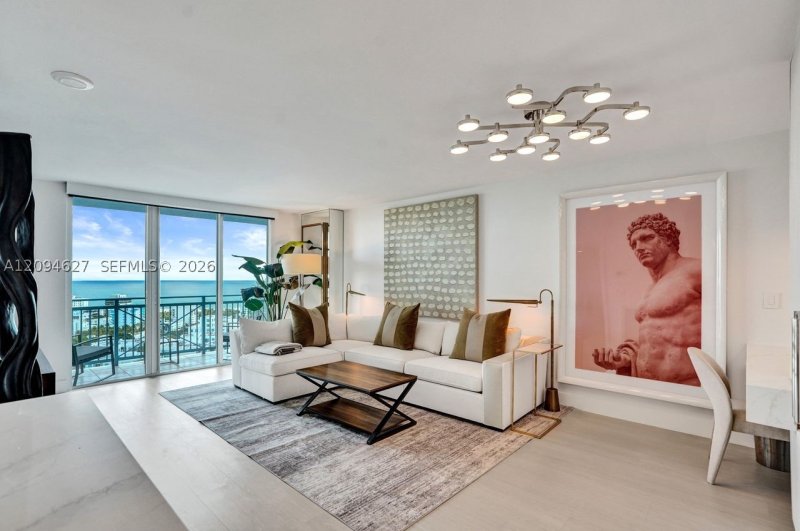 Condo for sale at Yacht Club at Portofino 2407