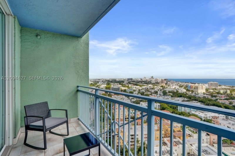 Condo for sale at Yacht Club at Portofino 2407