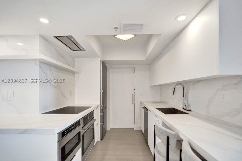 Condo for sale at Yacht Club at Portofino 2407