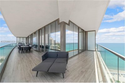 Aluguel de apartamento no Residences by Armani / Casa 1605
