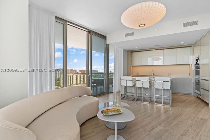 Apartment for rent at Residences by Armani / Casa 1605