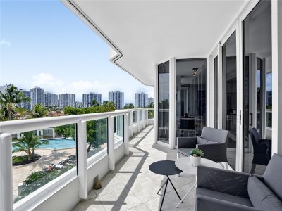 South Tower at The Point Apt #710