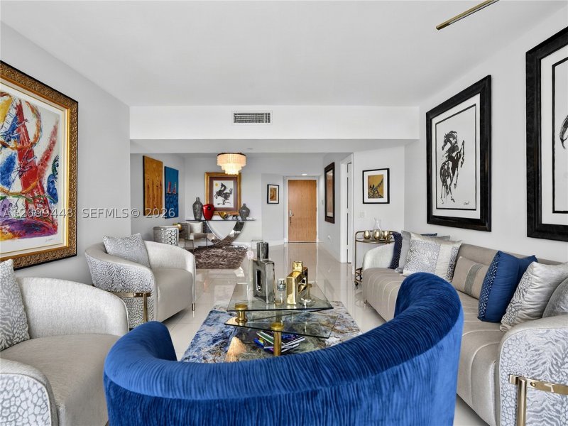 Condo for sale at South Tower at The Point 710