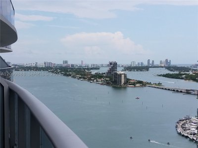 Aluguel de apartamento no Aria on The Bay 2206