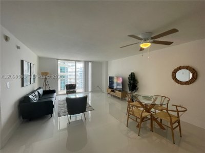 Alquiler de apartamento en The Club At Brickell Bay 3104