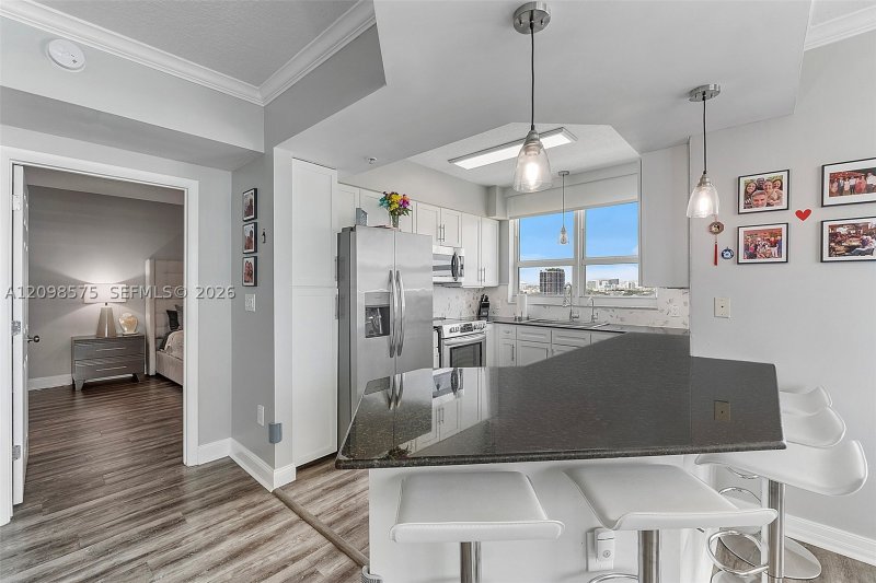 Property photo # 8
