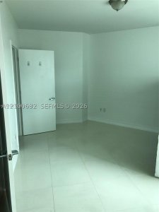 Alquiler de apartamento en Wind by Neo 2811