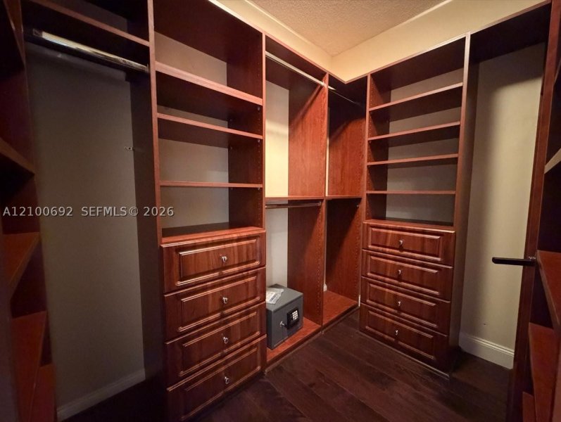 Property photo # 9