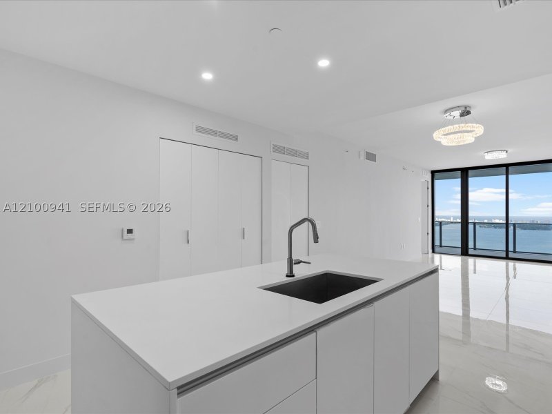 Apartment for rent at Aria Reserve Miami 4906