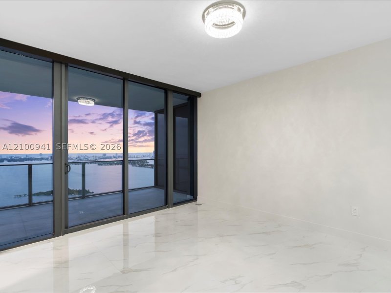 Apartment for rent at Aria Reserve Miami 4906