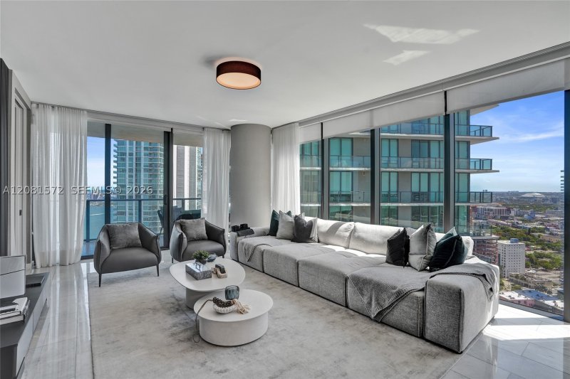 Alquiler de apartamento en Paraiso Bay Miami 3901