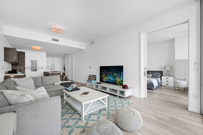 Property photo # 4