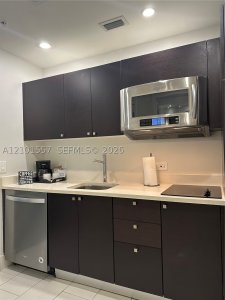 Comprar apartamento en The Blue Doral 1007