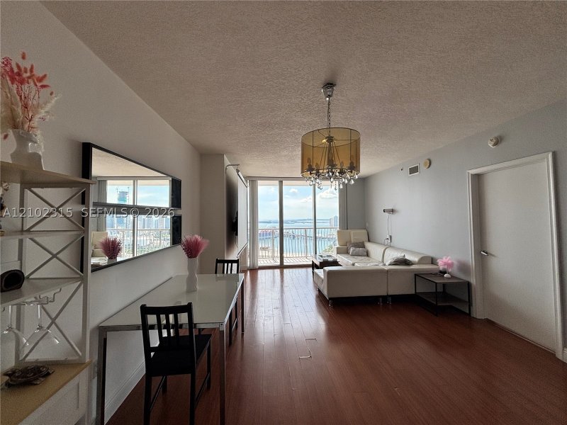 Aluguel de apartamento no Opera Tower 4804