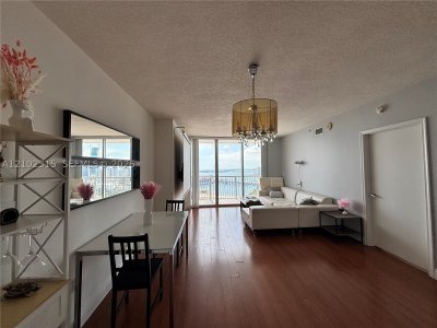 Aluguel de apartamento no Opera Tower 4804