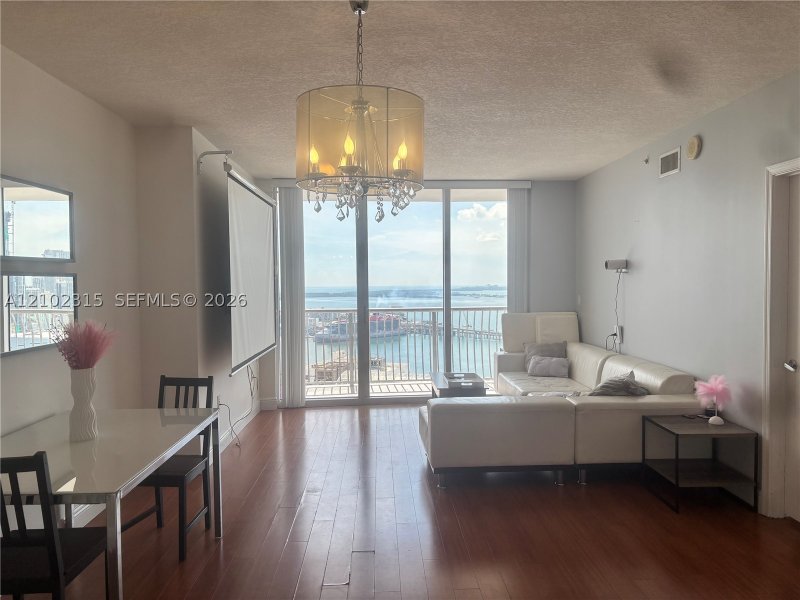 Aluguel de apartamento no Opera Tower 4804
