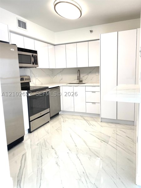 Apartment for rent at Mystic Pointe 500 2703