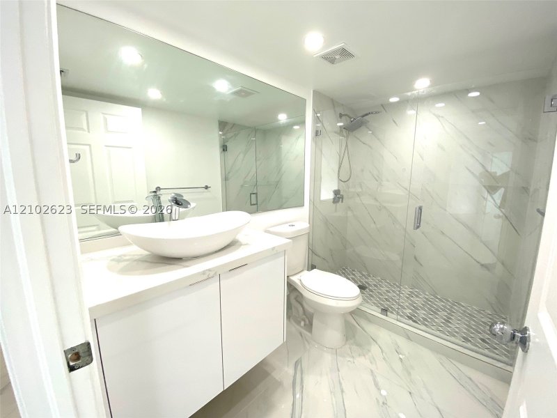 Apartment for rent at Mystic Pointe 500 2703