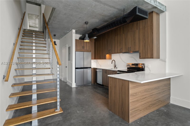 Property photo # 8