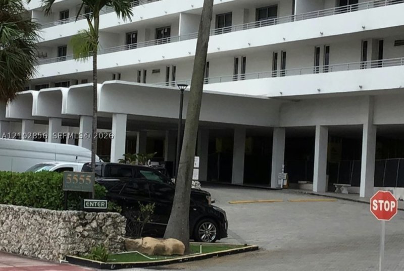 Comprar apartamento en Oceanside Plaza 15P