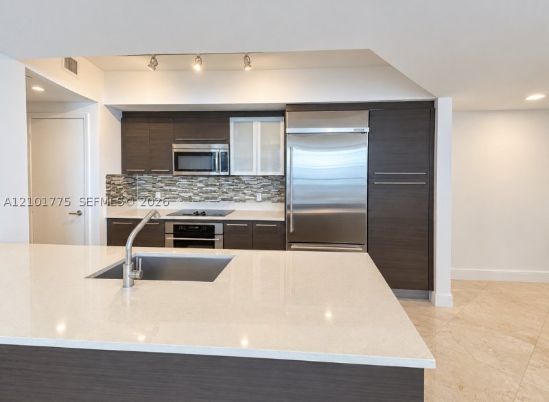 Alquiler de apartamento en 500 Brickell East Tower 2405