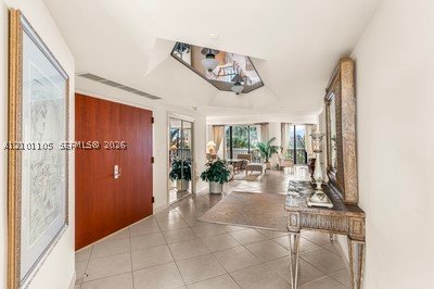 Comprar apartamento en 2000 Williams Island 609