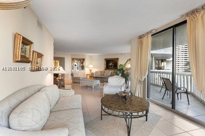 Comprar apartamento en 2000 Williams Island 609
