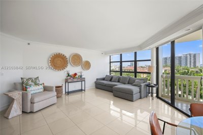Comprar apartamento en 1000 Williams Island 504