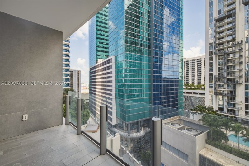 Condo for sale at Aston Martin Residences 1709W