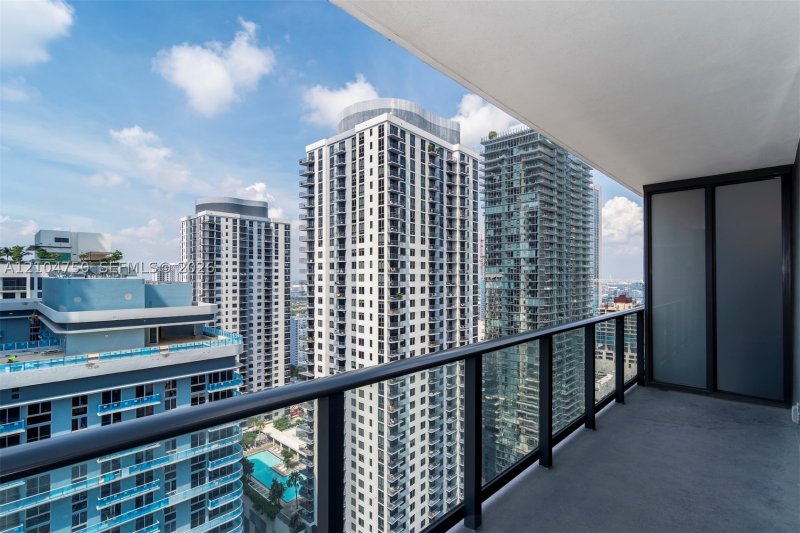 Comprar apartamento no Natiivo Gale Miami Hotel & Residences 2905