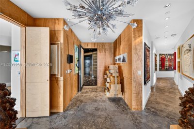 Comprar apartamento no Four Seasons Millenium Tower I 60E