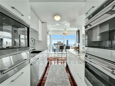 Alquiler de apartamento en Mystic Pointe 400 3406
