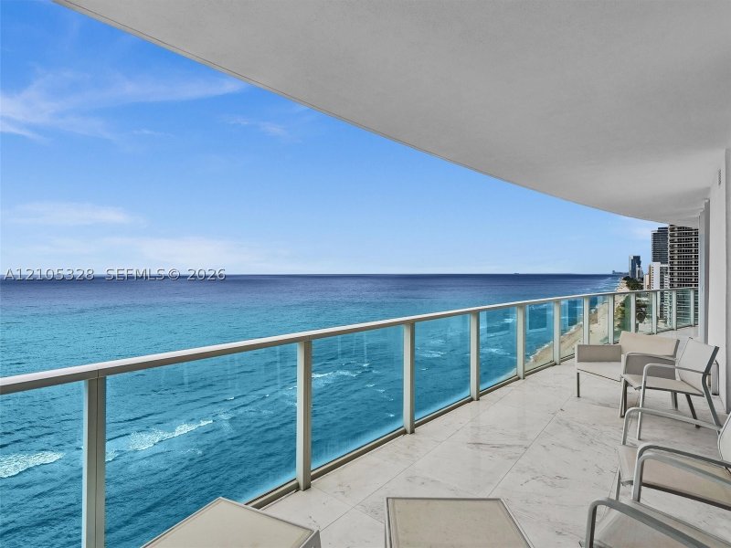 Comprar apartamento en Apogee Beach Hollywood 1901