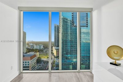 Aluguel de apartamento no Brickell House Condo 2702